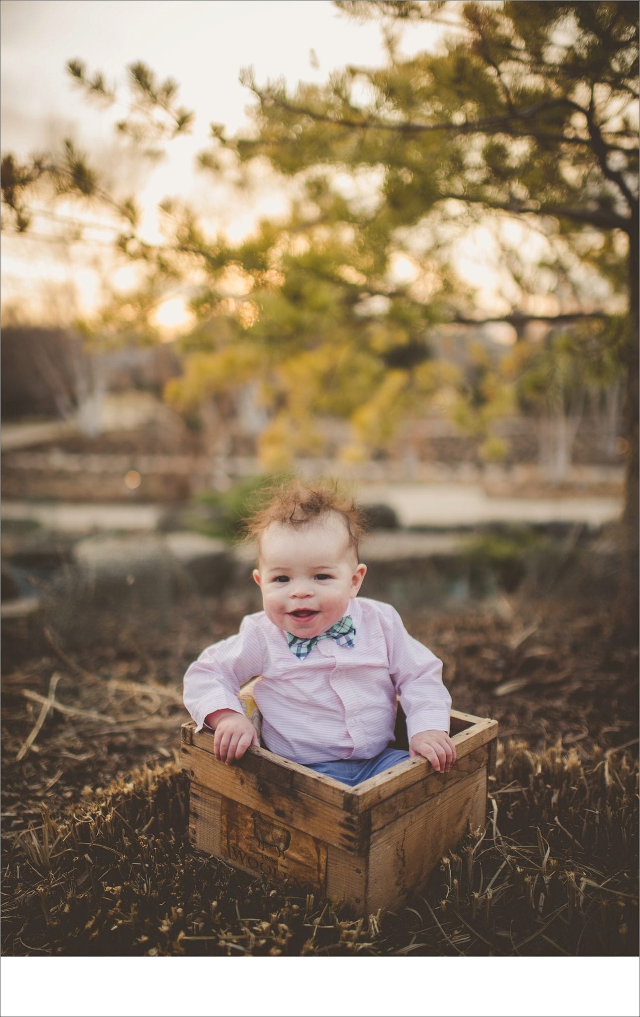 baskets, buckets, blankets, laughing baby, 6 month old photography session