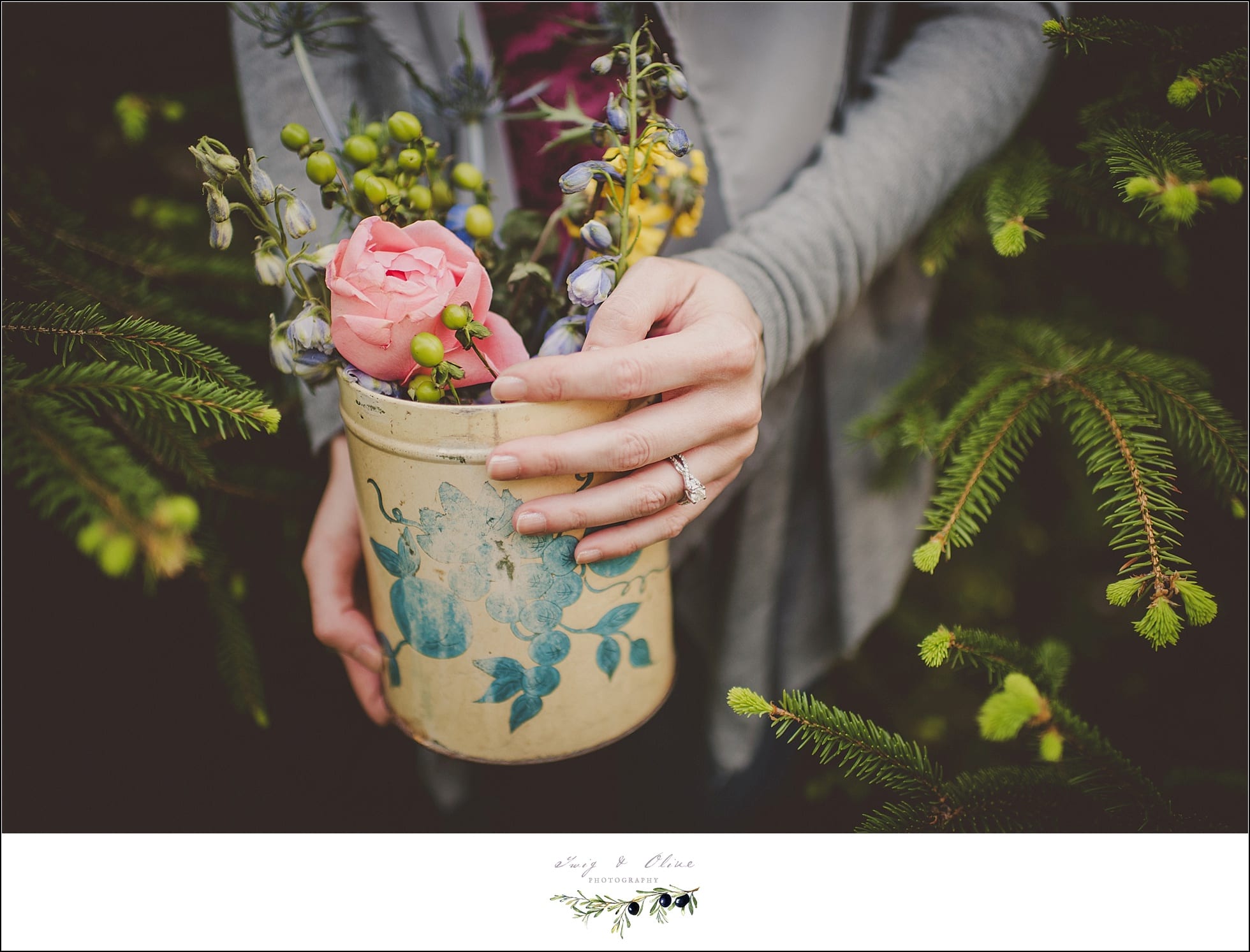 flowers and pots, ring shot, outdoor sessions, sunset sessions, Twig and olive photography