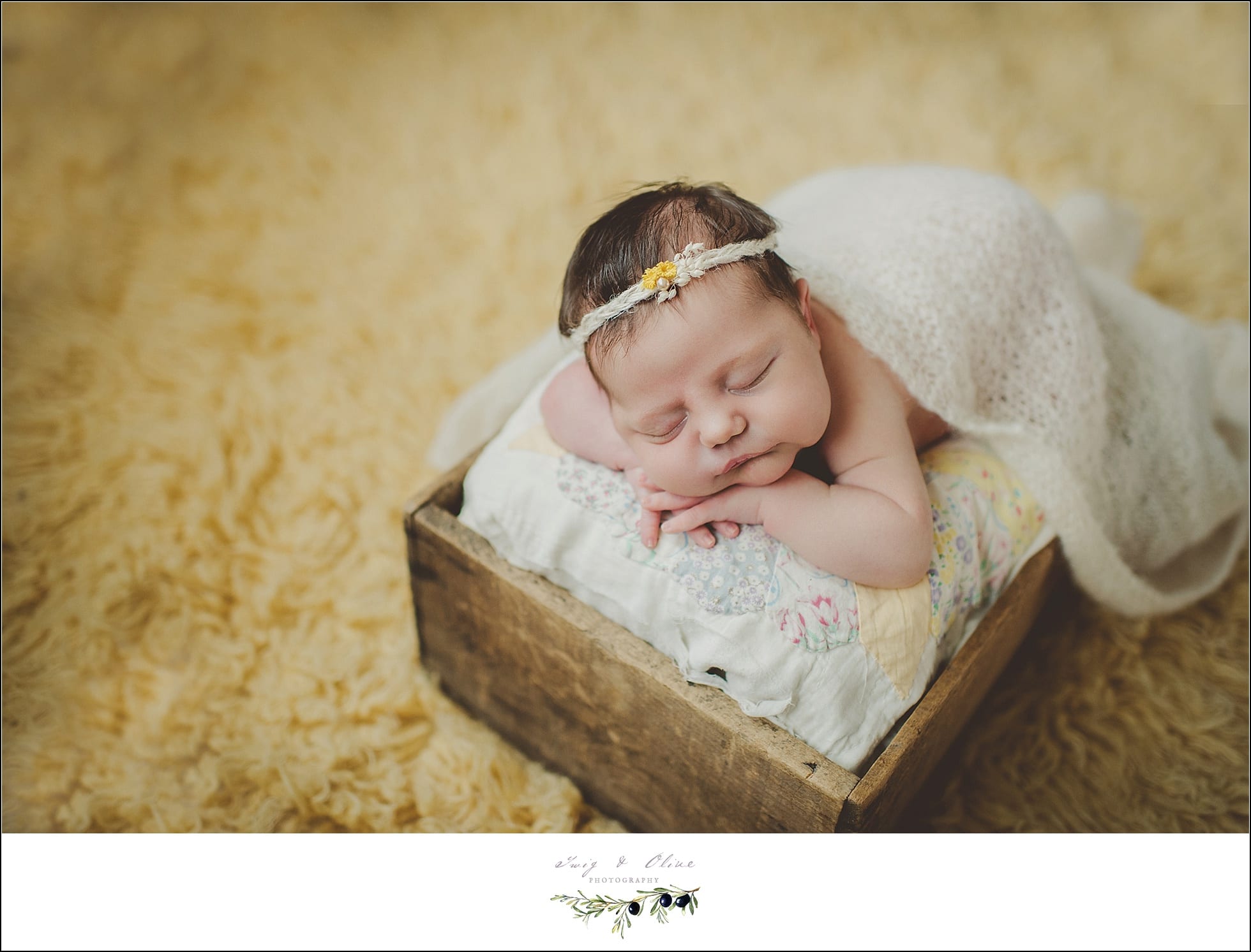 hair flowers, buckets, blankets, swaddled, cherubs, miracles, life, love, happy babies, Twig and Olive photography newborns
