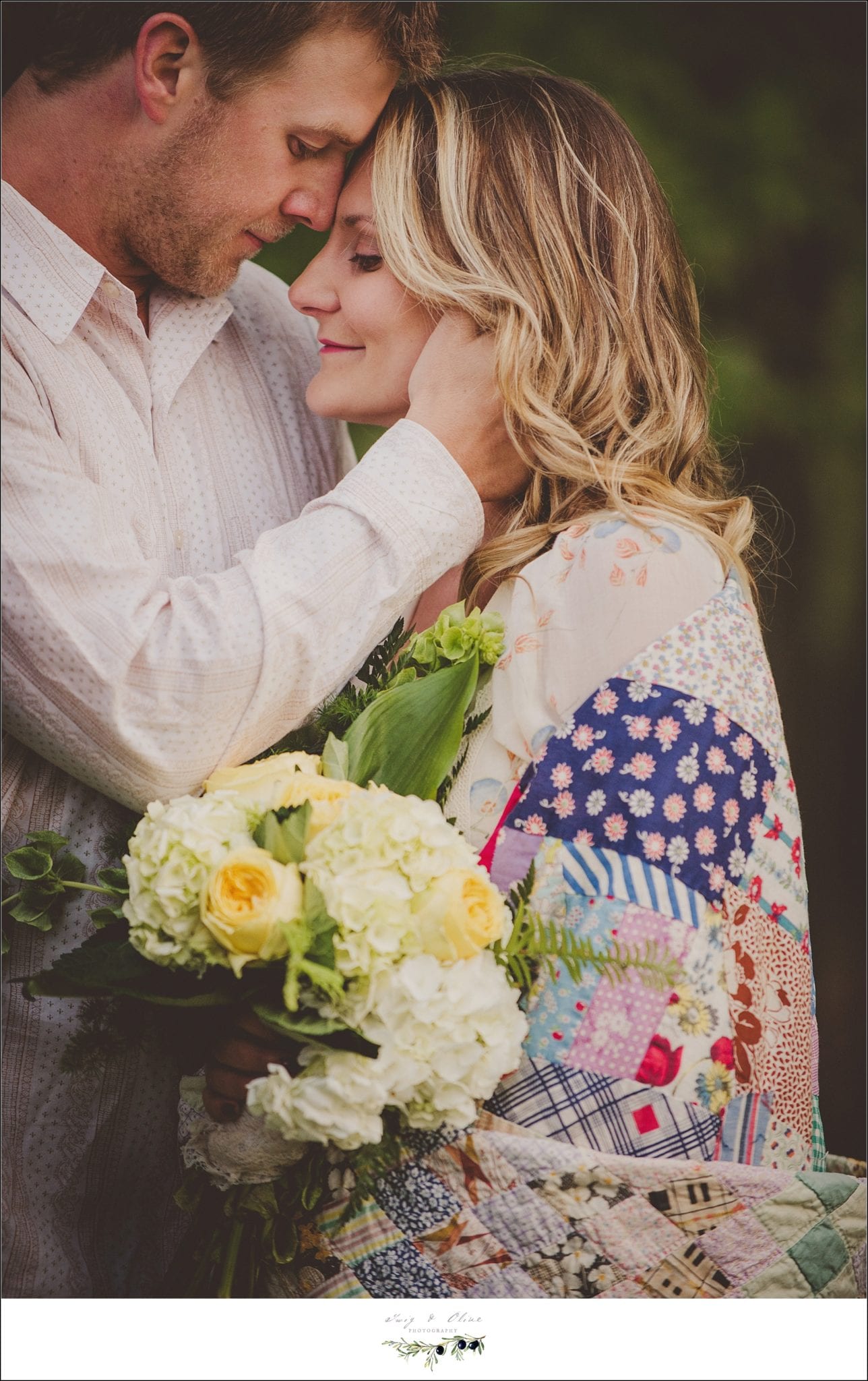 blankets, flowers, bouquet, stylized, go big or go home, love this couple, love life, TOP