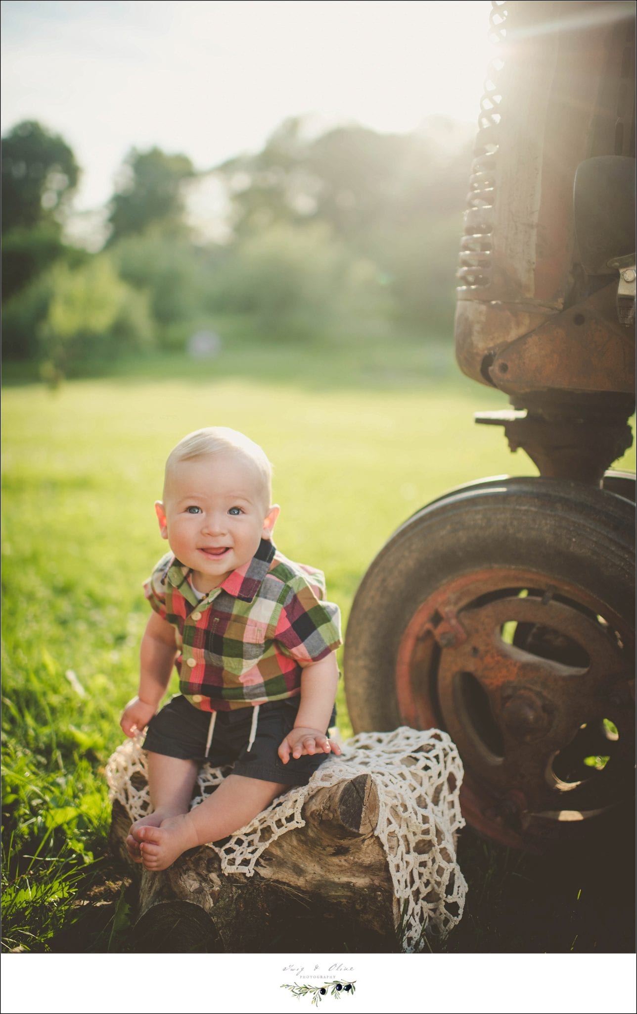 lumber jack, 1 year old session, Twig and Olive families, children and families, TOP