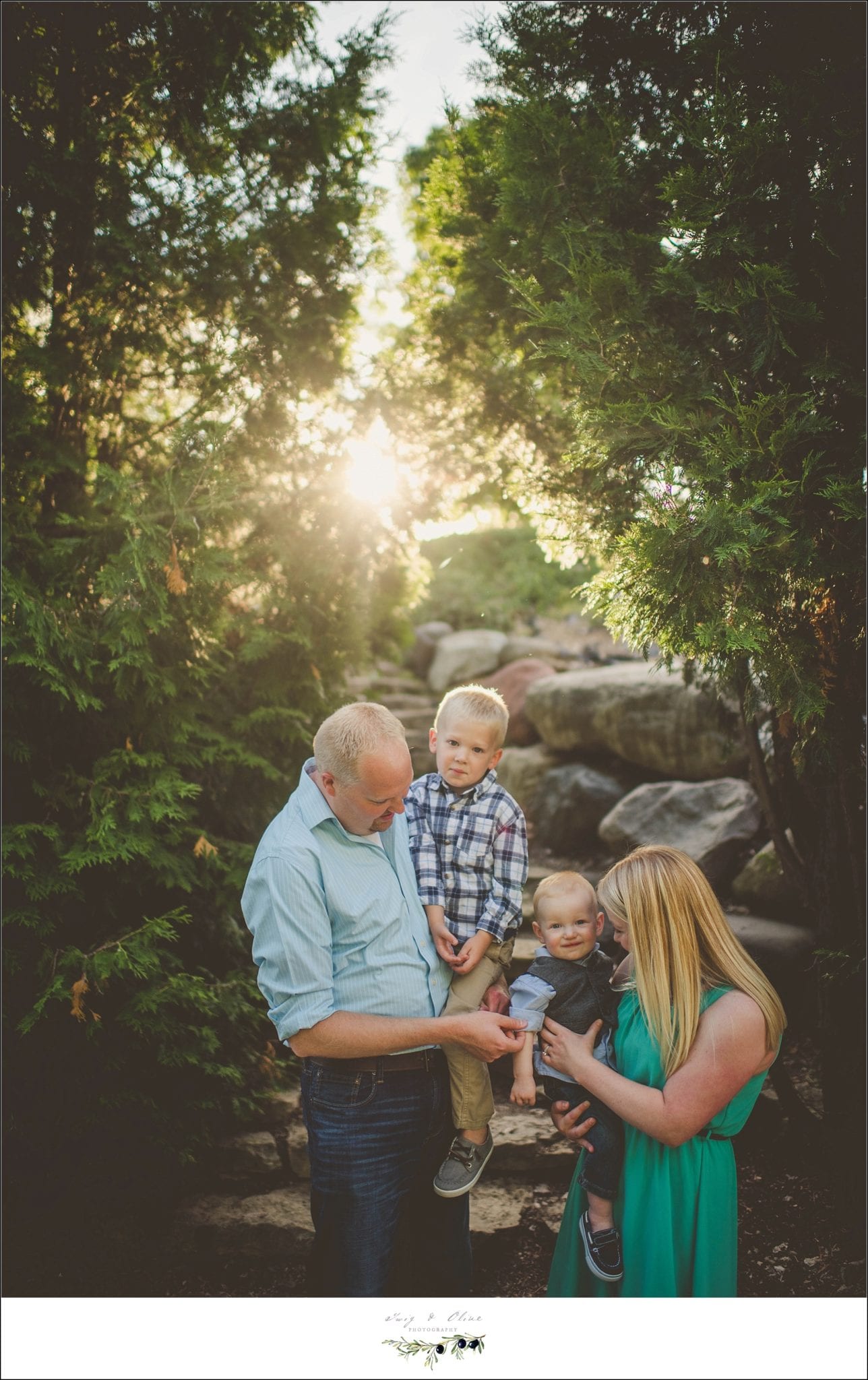 Madison mini sessions, children and families, brothers, boys will be boys, moms and dads, sunset photography, happy families, Twig and Olive
