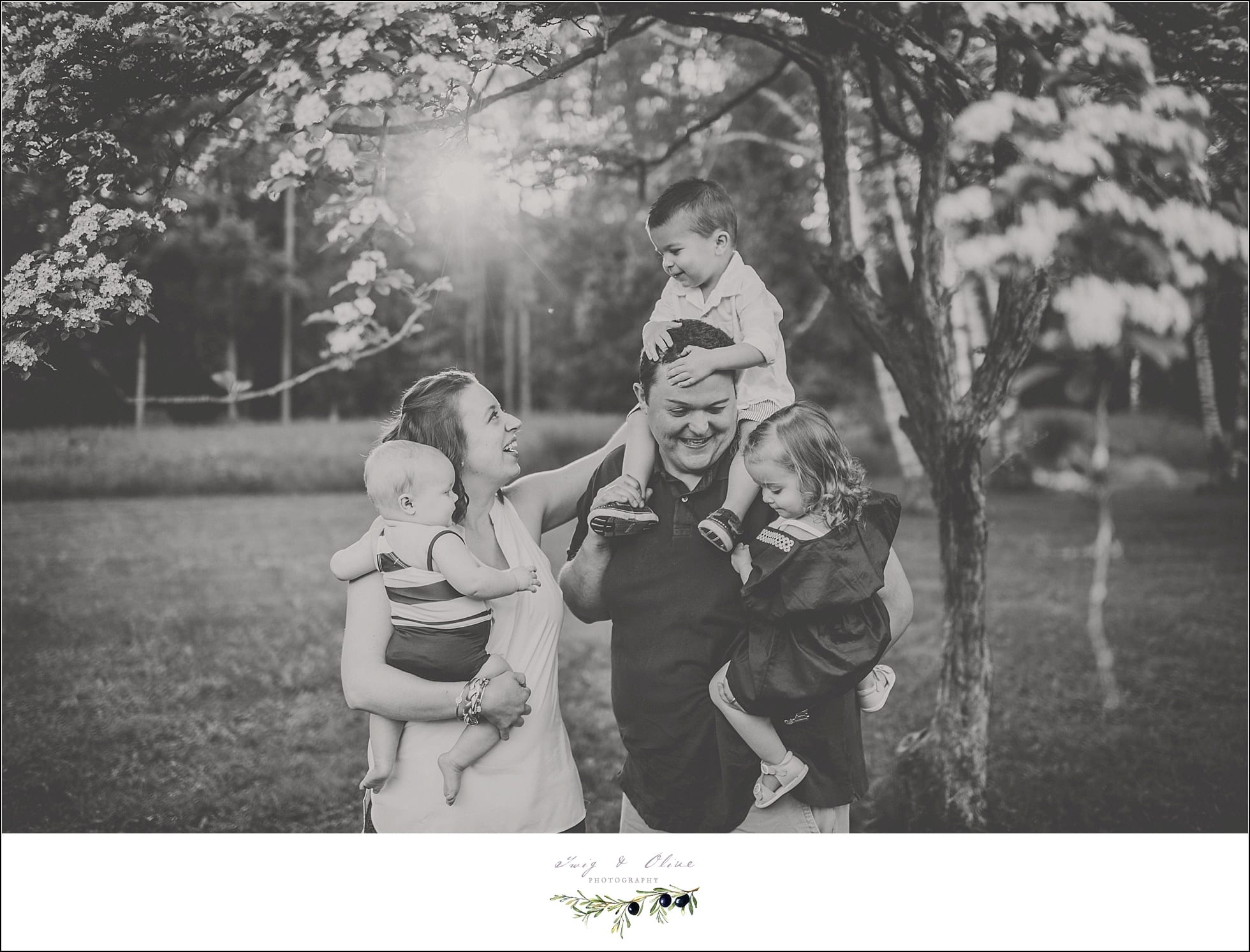 black and white classic images, iconic family sessions, TOP
