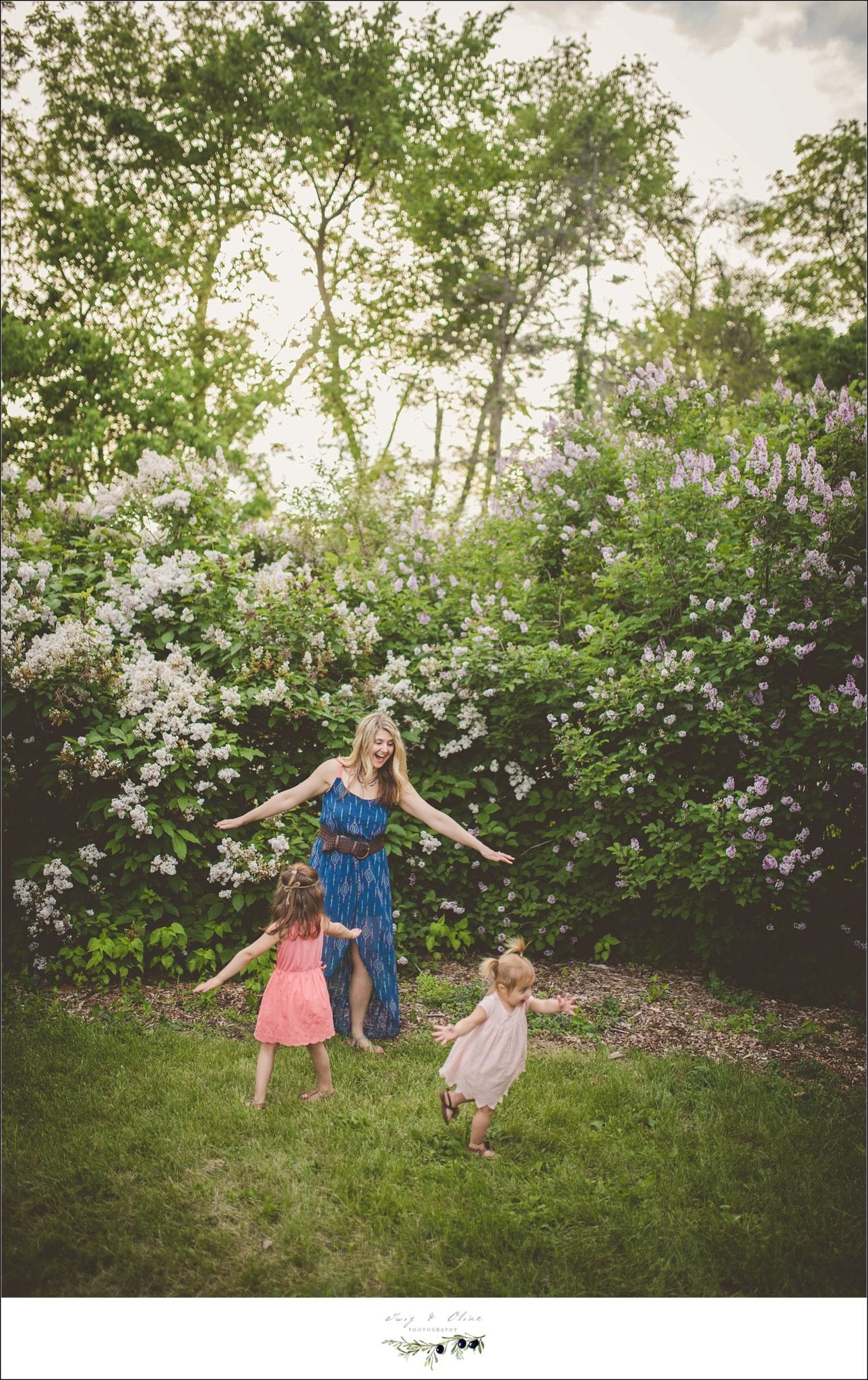ring around the rosey, kid games, mom and daughters, pink dresses