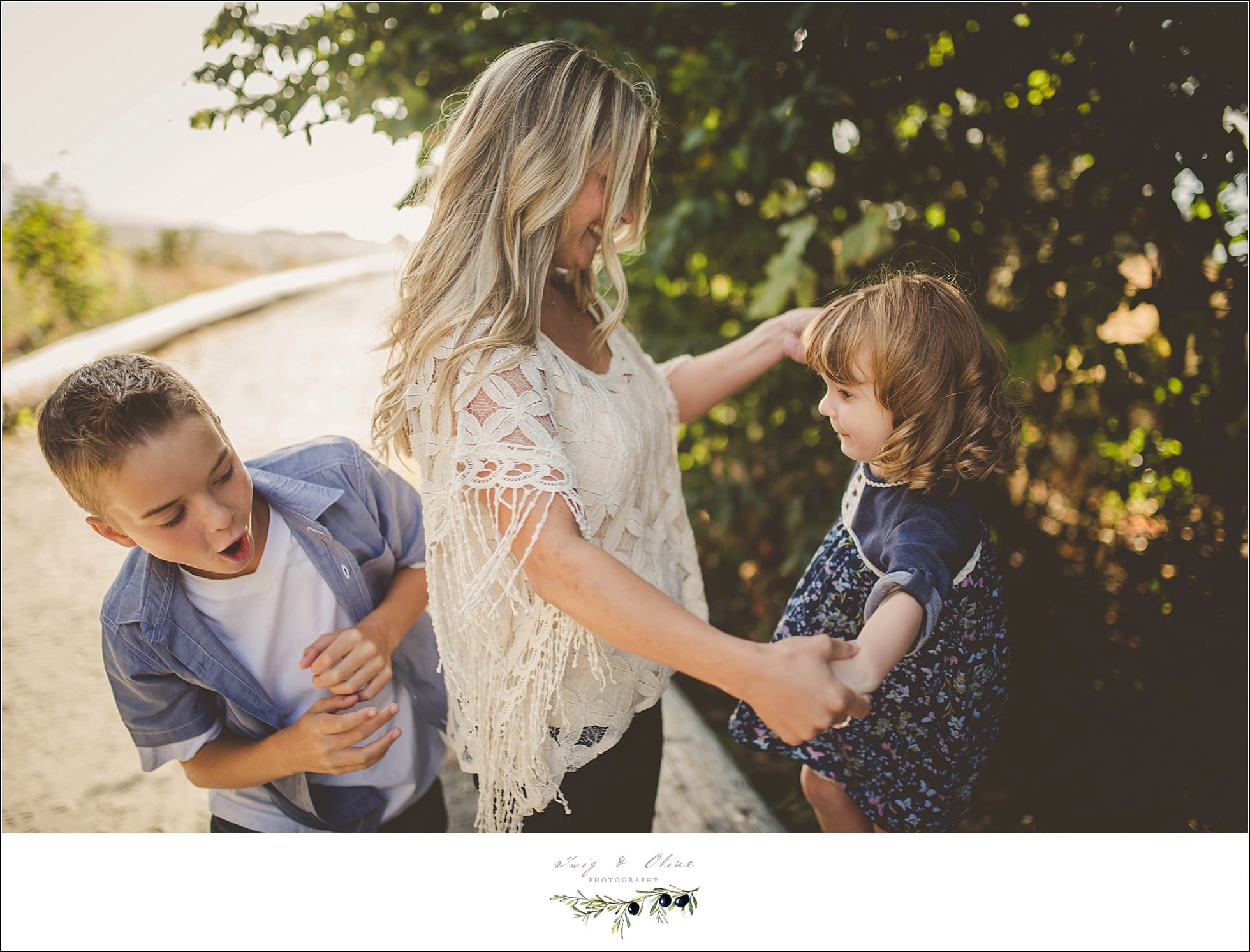 Seattle Washington family session, brother, sister, outdoor session
